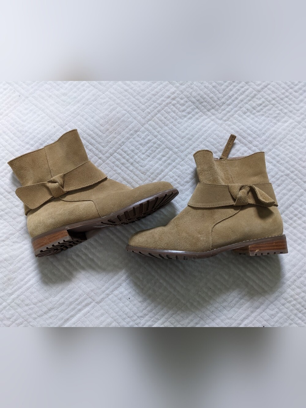 Country Road Taupe Suede Knot Pull On Boot Women Child 36 5.5 US Low Heel Casual